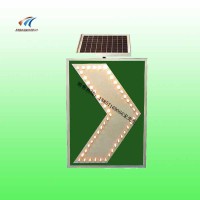 道路弯道线形诱导标志牌 太阳能发光标志牌led交通标志牌交通设施